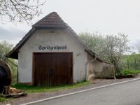11_Oberzerf, Altes Spritzenhaus von 1913, Feuerwehrger&auml;tehaus